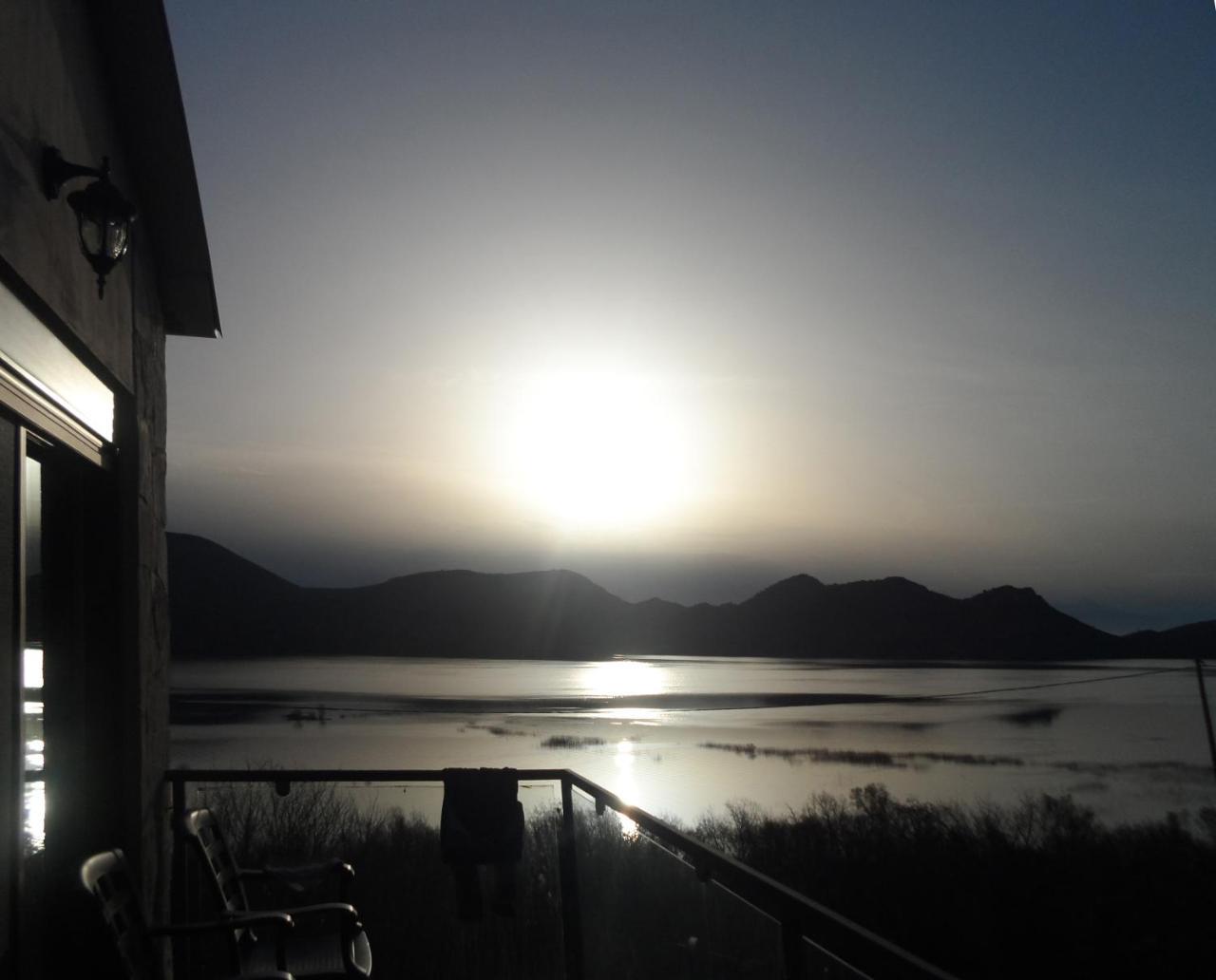 Holiday Home Haustor With Skadar Lake View Podgorica Esterno foto